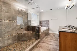 2411 Nottingham Dr, Valparaiso, IN 46383 - Photo 22