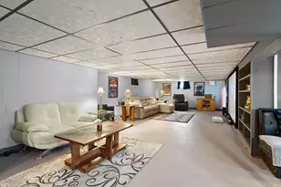 8814 Lee St, Crown Point, IN 46307 - Photo 26