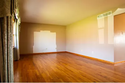 11408 W 157th Avenue, Lowell, IN 46356 - Photo 2