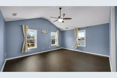 808 E 3rd Street, Hobart, IN 46342 - Photo 20