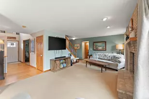 901 Bernie Ct, Chesterton, IN 46304 - Photo 12