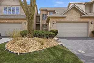 1622 Cherry Blossom Dr, Munster, IN 46321 - Photo 1