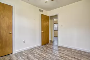 10720 N 1100 W, Demotte, IN 46310 - Photo 12