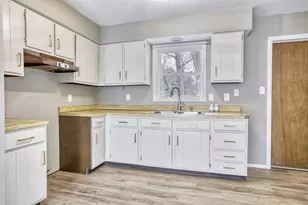 10720 N 1100 W, Demotte, IN 46310 - Photo 2