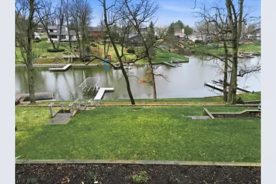 2437 E Lakeshore Drive, Crown Point, IN 46307 - Photo 4