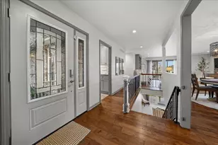 2437 E Lakeshore Dr, Crown Point, IN 46307 - Photo 6