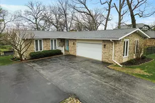 2437 E Lakeshore Dr, Crown Point, IN 46307 - Photo 50