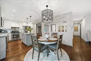 2437 E Lakeshore Dr, Crown Point, IN 46307 - Photo 12