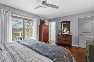 2437 E Lakeshore Dr, Crown Point, IN 46307 - Photo 18