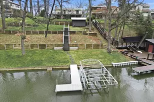 2437 E Lakeshore Dr, Crown Point, IN 46307 - Photo 2