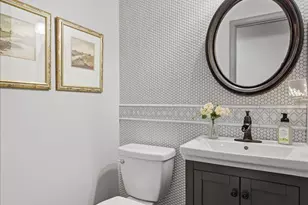 2437 E Lakeshore Dr, Crown Point, IN 46307 - Photo 24