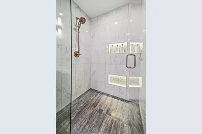 2437 E Lakeshore Drive, Crown Point, IN 46307 - Photo 20