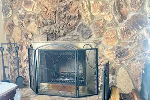 147 S Connecticut St, Hobart, IN 46342 - Photo 6