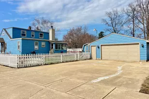 147 S Connecticut St, Hobart, IN 46342 - Photo 2