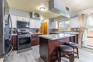 5509 Van Buren St, Merrillville, IN 46410 - Photo 10