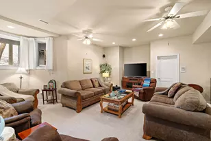 7412 Forest Ridge Dr, Schererville, IN 46375 - Photo 44