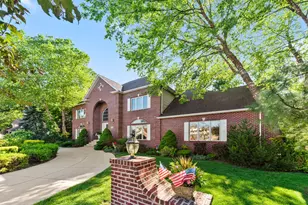 7412 Forest Ridge Dr, Schererville, IN 46375 - Photo 4