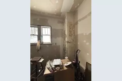 2721 Elkhart, Lake Station, IN 46405 - Photo 6