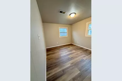 800 Clinton Street, Gary, IN 46406 - Photo 10