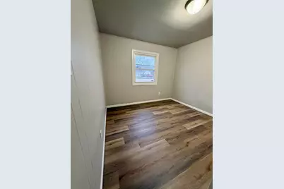 800 Clinton Street, Gary, IN 46406 - Photo 8