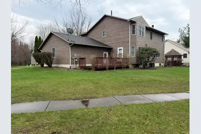 124 Beverly Drive, Chesterton, IN 46304 - Photo 2