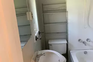 255 College Ave, Valparaiso, IN 46383 - Photo 10