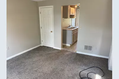 255 College Avenue, Valparaiso, IN 46383 - Photo 2