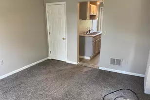 255 College Ave, Valparaiso, IN 46383 - Photo 2