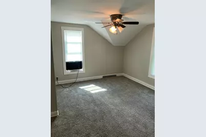 255 College Avenue, Valparaiso, IN 46383 - Photo 8