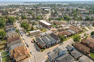 1758 Lincoln Ave, Whiting, IN 46394 - Photo 2