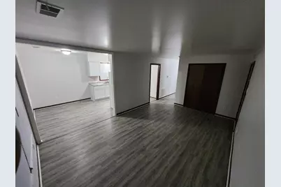 812 W Daumer Road #C1, Kouts, IN 46347 - Photo 12