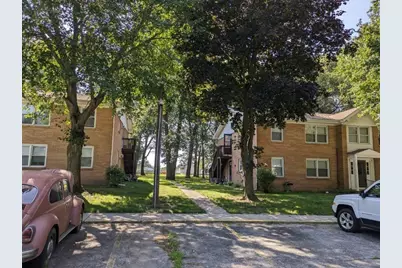 812 W Daumer Road #C1, Kouts, IN 46347 - Photo 4