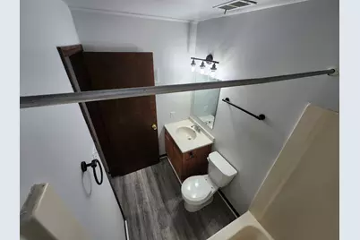 812 W Daumer Road #C1, Kouts, IN 46347 - Photo 16