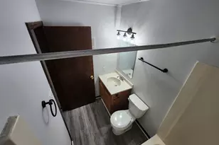 812 W Daumer Rd, Kouts, IN 46347 - Photo 16