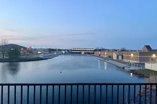 938 Fountain Pl, Schererville, IN 46375 - Photo 2