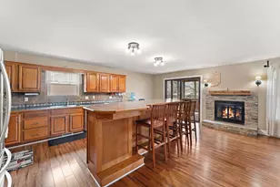 1659 Sunnyslope Dr, Crown Point, IN 46307 - Photo 2