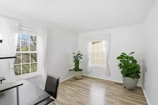 1819 Burgundy St, Schererville, IN 46375 - Photo 22