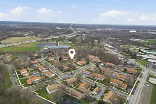 1819 Burgundy St, Schererville, IN 46375 - Photo 4