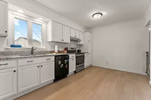 2334 Venus St, Portage, IN 46368 - Photo 6