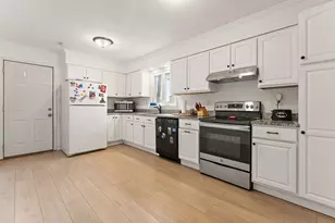 2334 Venus St, Portage, IN 46368 - Photo 4