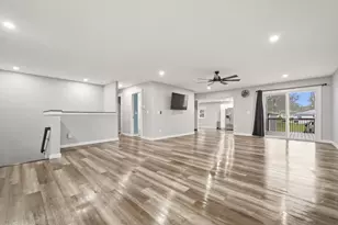 2886 Warren St, Lake Station, IN 46405 - Photo 4