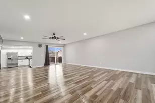 2886 Warren St, Lake Station, IN 46405 - Photo 4