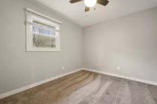 2886 Warren St, Lake Station, IN 46405 - Photo 12