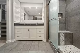 2886 Warren St, Lake Station, IN 46405 - Photo 18