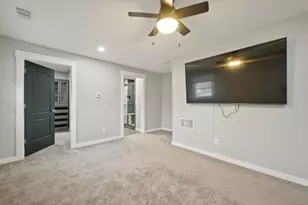 2886 Warren St, Lake Station, IN 46405 - Photo 16