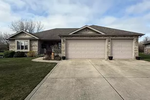 6528 Tumbleweed Ln, Schererville, IN 46375 - Photo 1