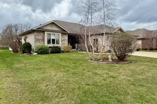 6528 Tumbleweed Ln, Schererville, IN 46375 - Photo 2