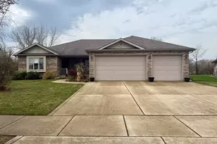 6528 Tumbleweed Ln, Schererville, IN 46375 - Photo 1