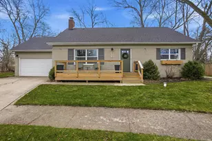 509 Shawnee Dr, Lowell, IN 46356 - Photo 2