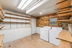 411 Northfield Ln, Valparaiso, IN 46383 - Photo 16